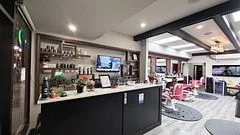 543a College Street, Toronto, On M6g 1a9