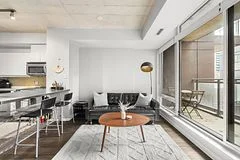 Condo Apartment in Toronto