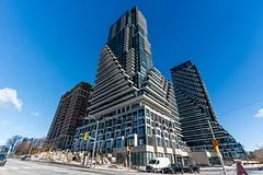 10 Inn on the Park Drive 311, Toronto C13, ON M3C 0P9