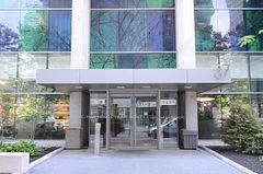 37 Grosvenor Street 404, Toronto C01, ON M4Y 3G5