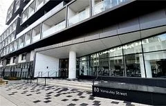 80 Vanauley Street 820, Toronto C01, ON M5T 0C9