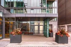 33 Lombard Street 1501, Toronto C08, On M5c 3h8