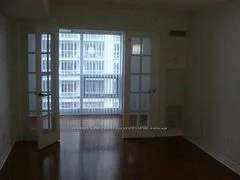 763 Bay Street 2807, Toronto C01, ON M5G 2R3