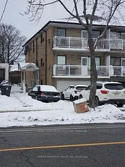 234 Wilmington Avenue #3, Toronto C06, ON M3H 5K2