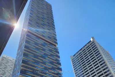 8 Eglinton Avenue E 1104, Toronto C10, On M4p 0c1