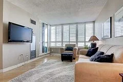 1121 Steeles Avenue W 1008, Toronto C07, On M2r 3w7