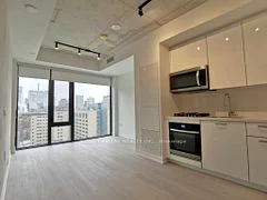 195 McCaul Street 1509, Toronto C01, ON M5T 0E5