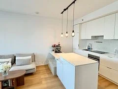 5 St. Joseph Street 4006, Toronto C01, ON M4Y 0B6