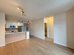 21 Carlton Street 3203, Toronto C08, ON M5B 1L3