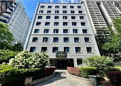 88 Wellesley Street E 309, Toronto C08, ON M4Y 1H4
