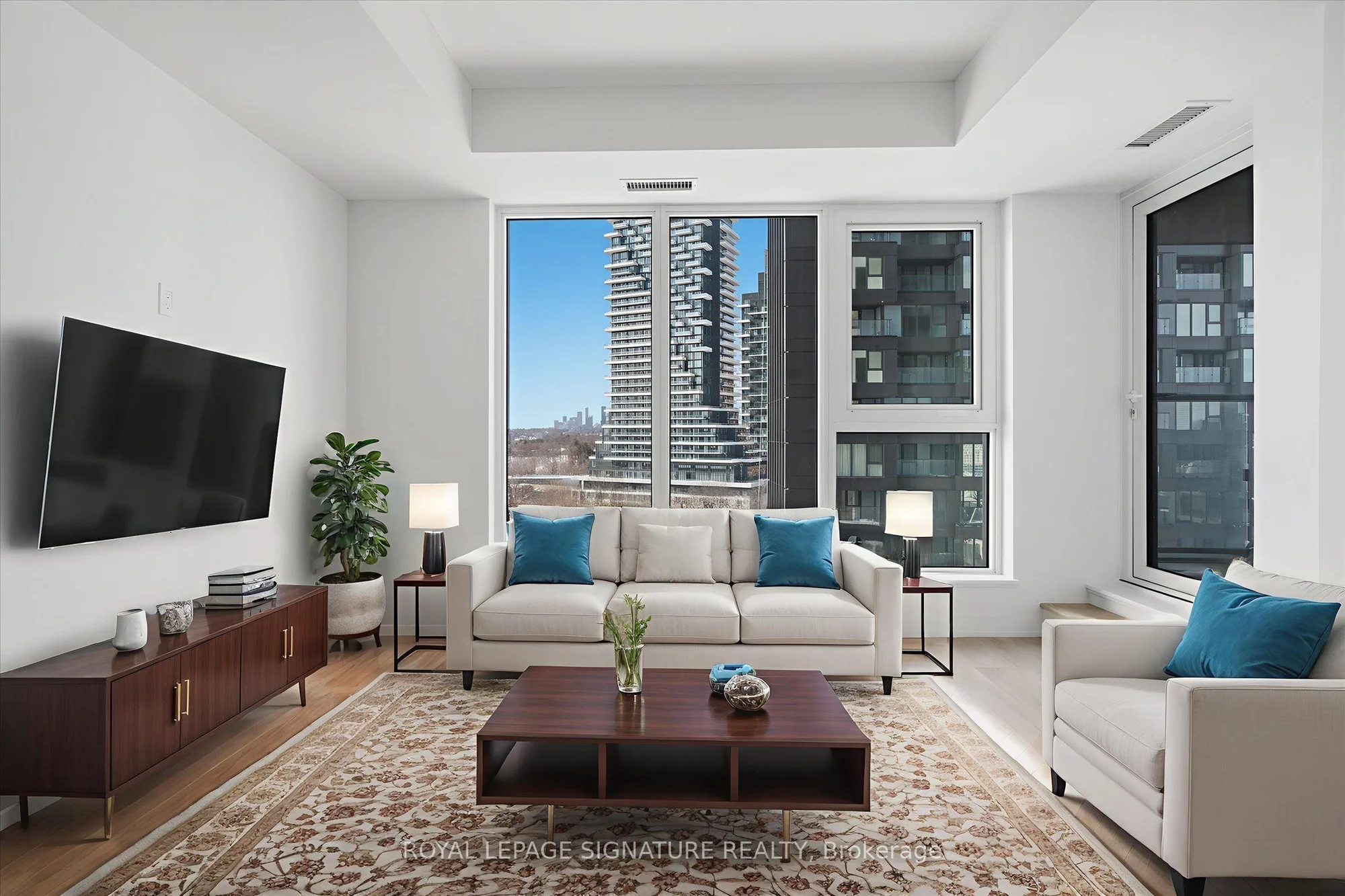1 Quarrington Lane 1104, Toronto C13, ON M3C 0S4