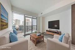 127 Broadway Avenue 710s, Toronto C10, On M4p 1v4