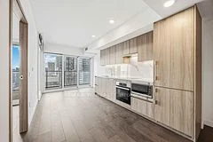 3 Concord Cityplace Way 2812, Toronto C01, ON M5V 0X4