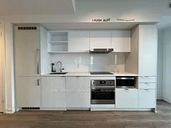 55 Cooper Street 3705, Toronto C08, On M5e 0g1