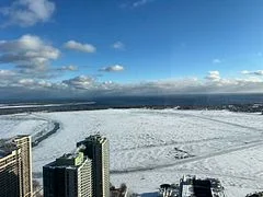 10 York Street 5609, Toronto C01, ON M5J 0E1