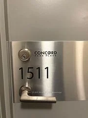 33 Singer Court 1511, Toronto, On M2k 0b4