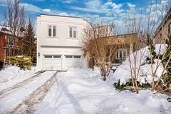 11 Thamesford Court, Toronto C06, On M3h 5z9