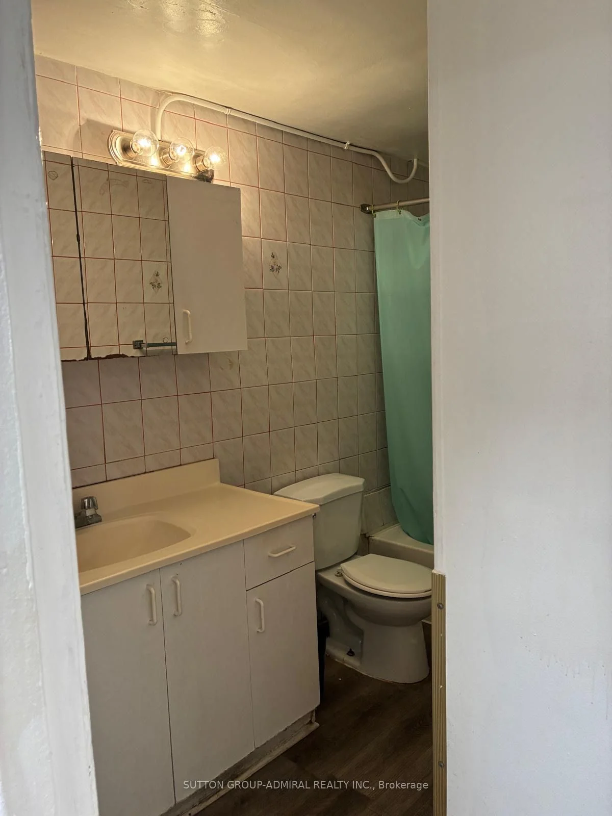 56 Garthdale Court, Toronto C06, ON M3H 5P7