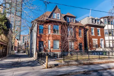 118 Pembroke Street 3, Toronto C08, On M5a 2e5