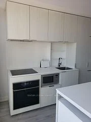 77 Shuter Street 2909, Toronto C08, On M5b 0b8