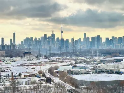 1 Quarrington Lane 1914, Toronto C13, ON M3C 0S4