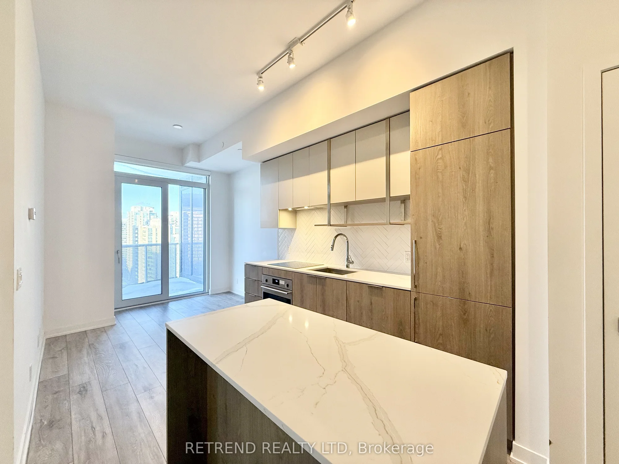 15 Holmes Avenue 1607, Toronto C14, ON M2N 0L4