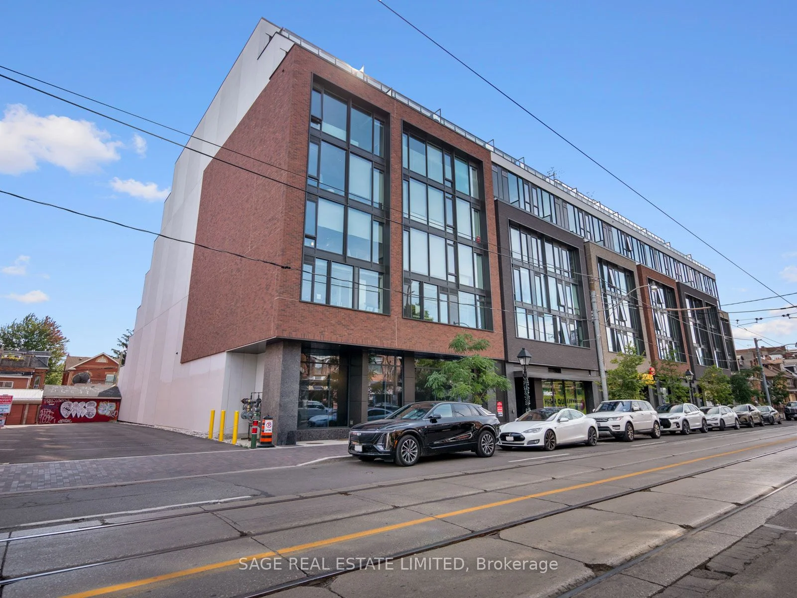 899 College Street W PH 621, Toronto C01, ON M6H 3P7