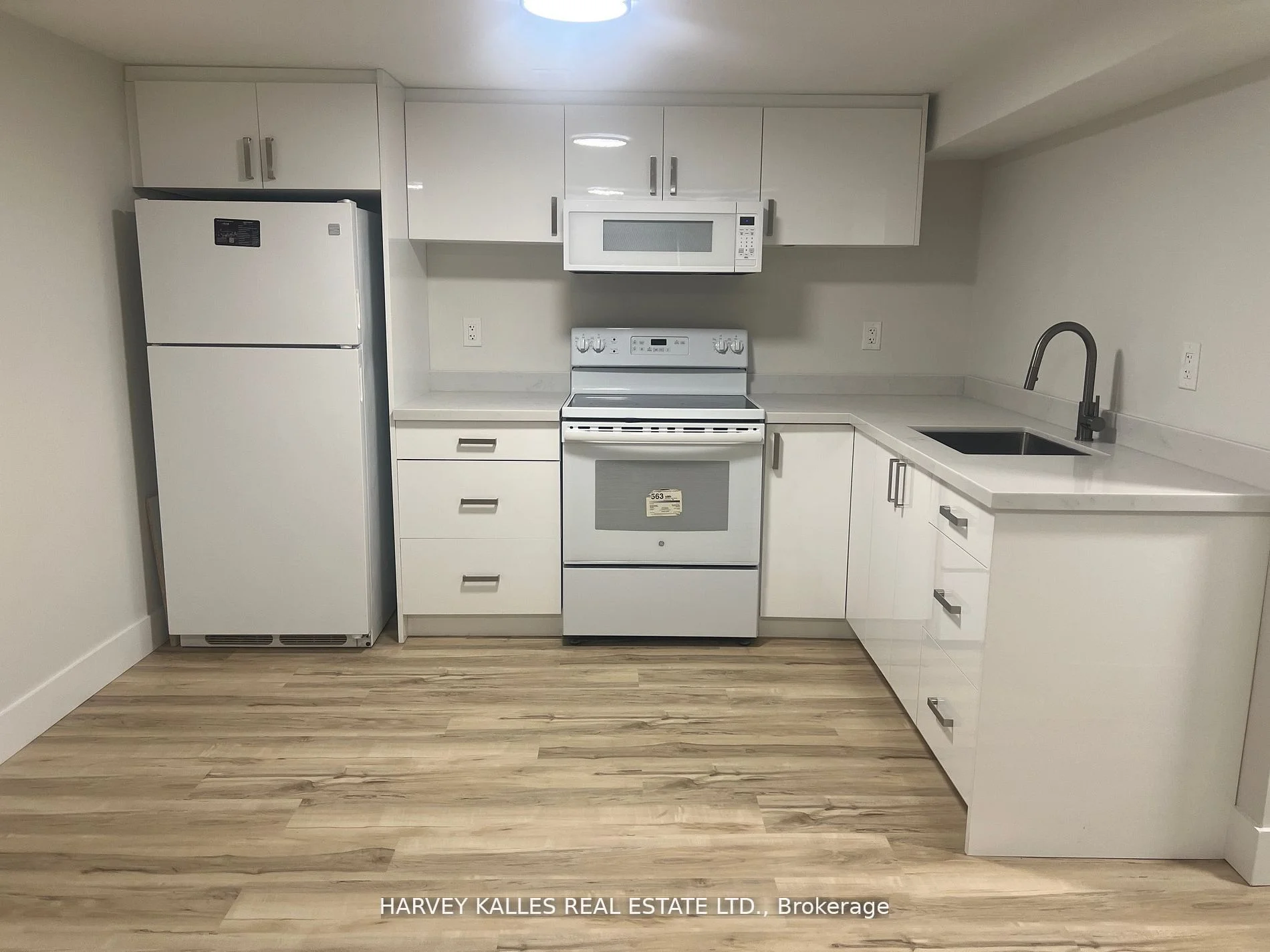 113 McAllister Road Bsmt, Toronto C06, ON M3H 2N3
