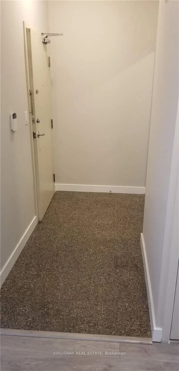 3 Navy Wharf Court 202, Toronto C01, ON M5V 3V1