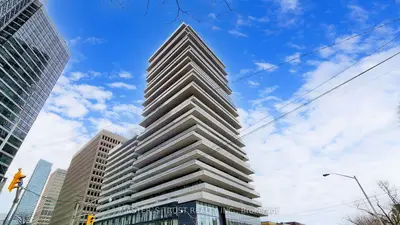 57 St Joseph Street 310, Toronto C01, On M5s 0c5