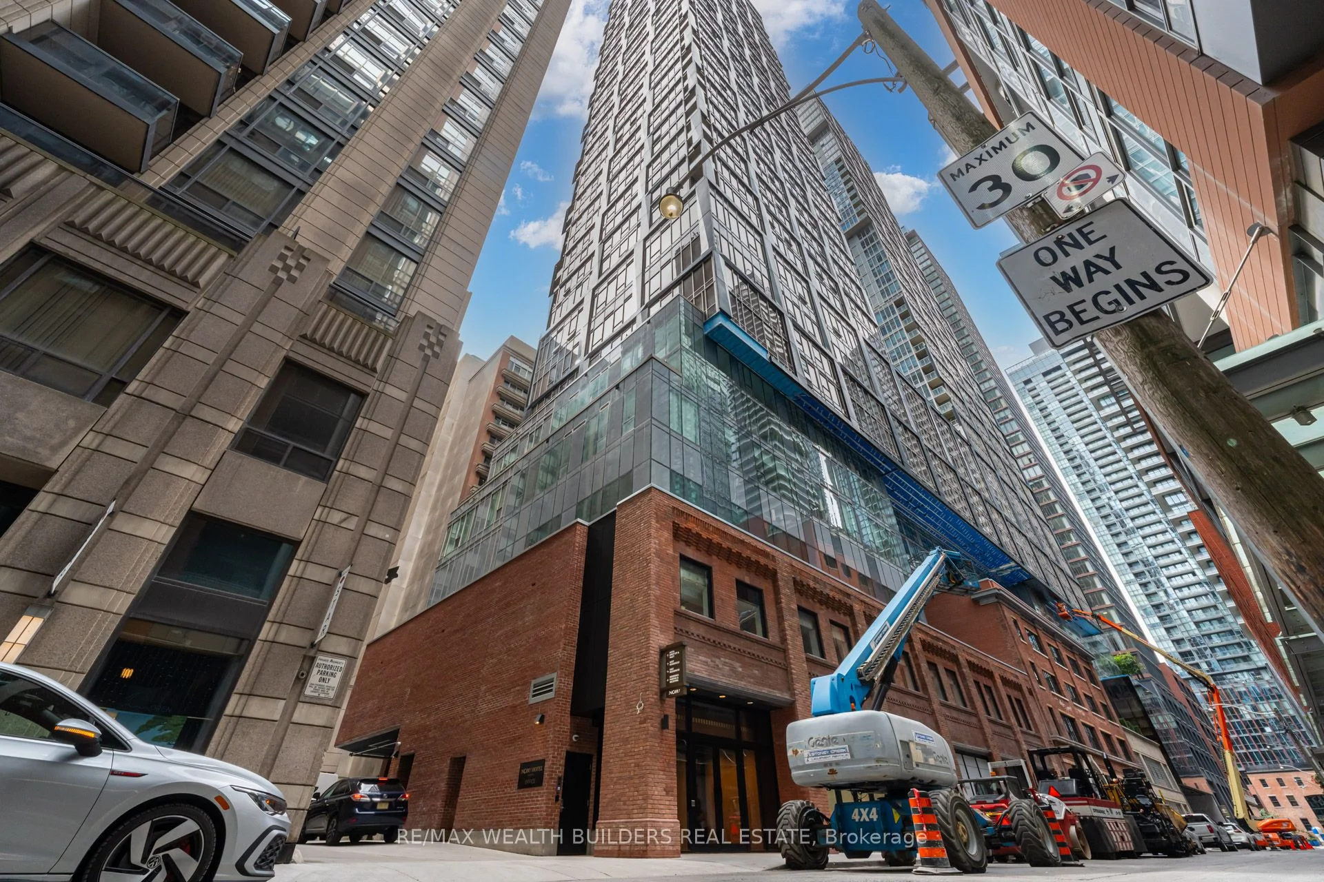 15 Mercer Street 822, Toronto C01, On M5v 3c6