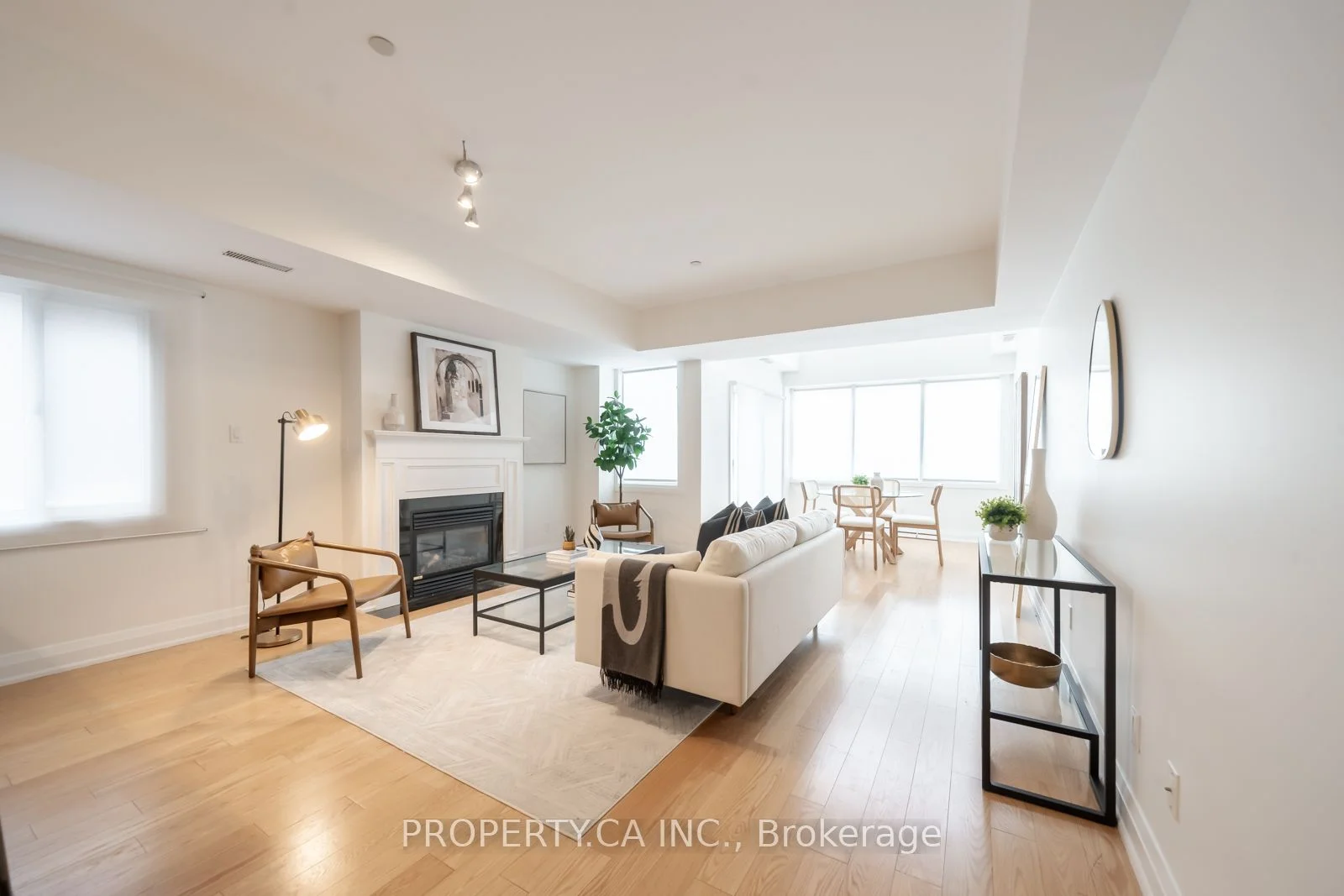473 Dupont Street 1, Toronto C02, ON M6G 1Y6