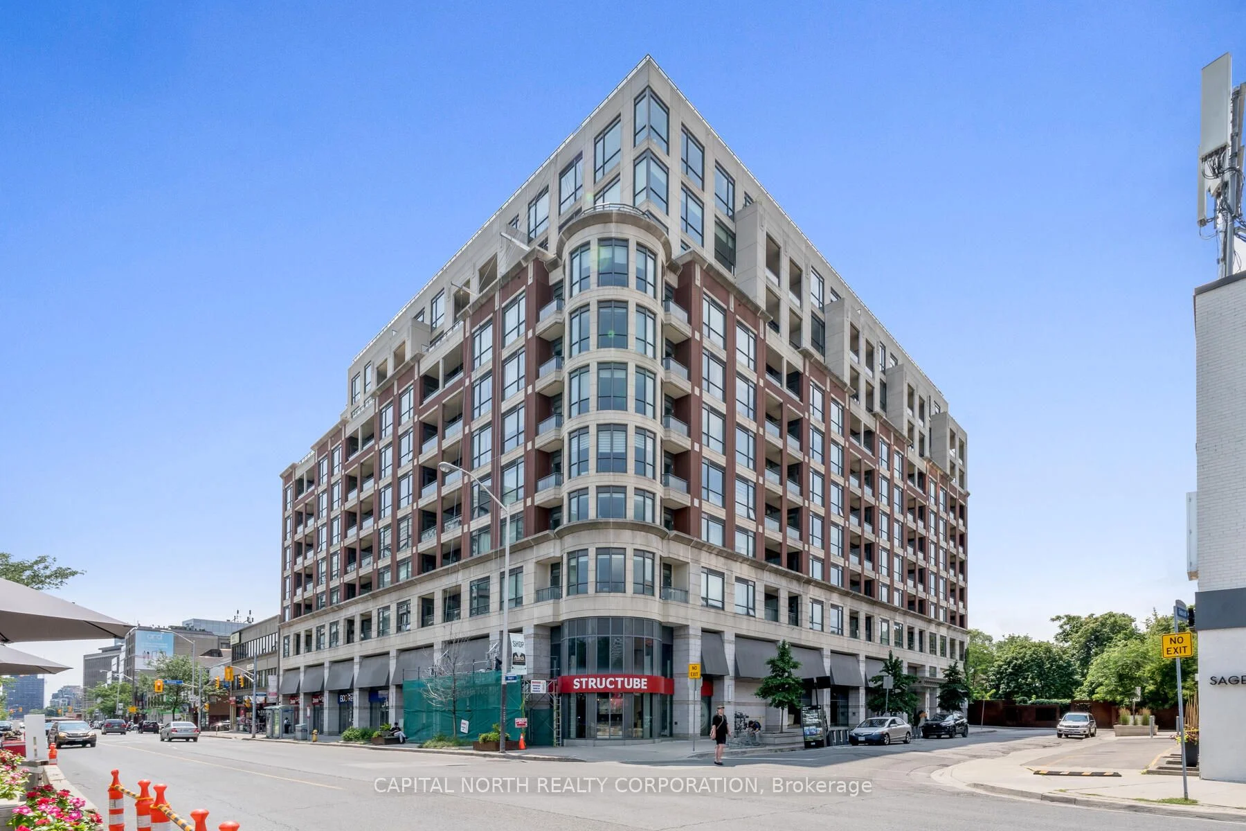 23 Glebe Road W 416, Toronto C03, On M5p 0a1