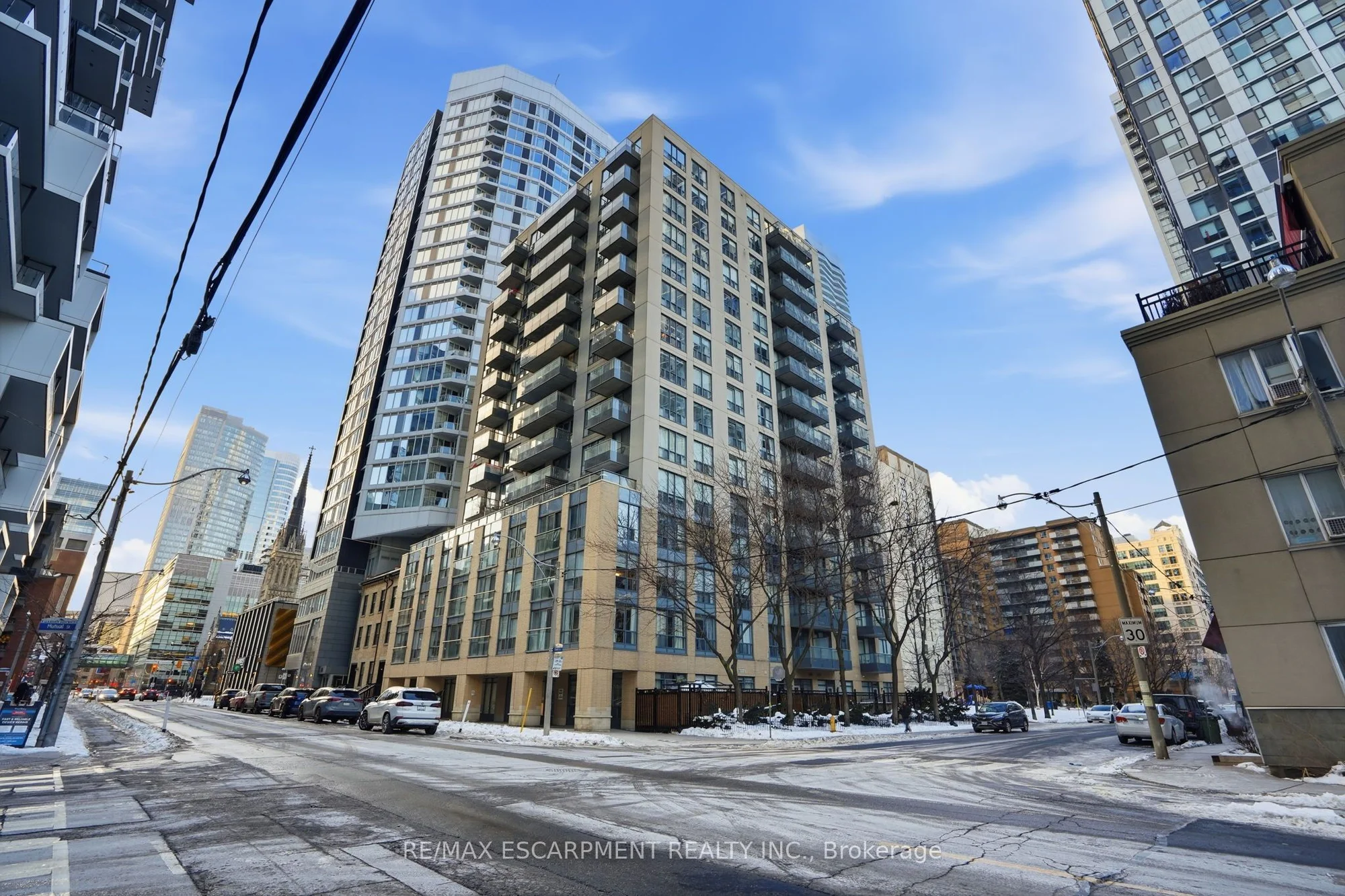 76 Shuter Street 208, Toronto C08, ON M5B 1B4