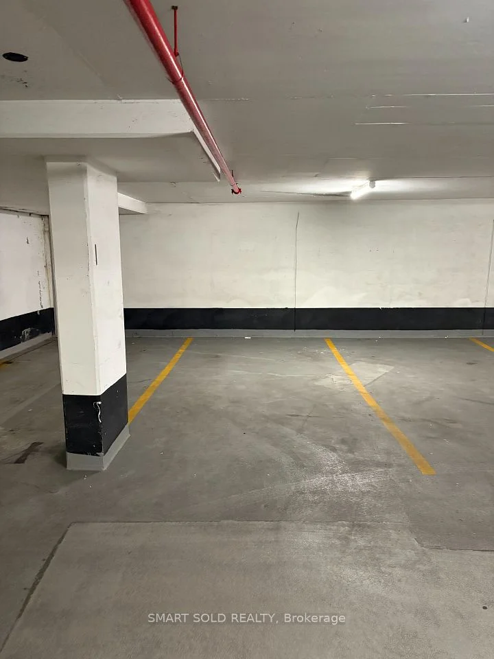 763 Bay Street Parking, Toronto C01, ON M5G 2R3