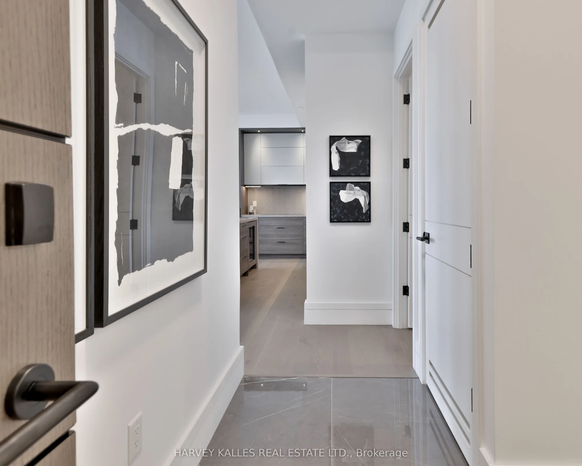 215 Lonsdale Road 1404, Toronto C03, On M4v 1w7