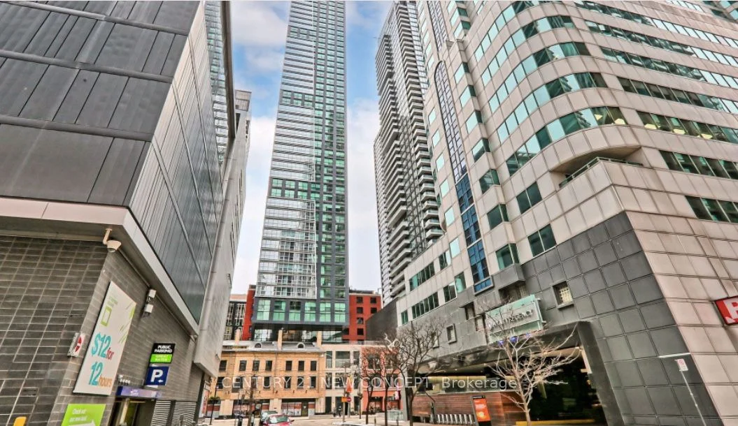 327 King Street W 1708, Toronto C01, ON M5V 0W7