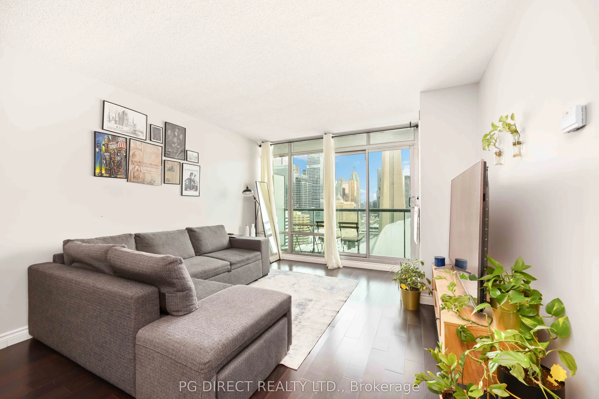 81 Navy Wharf Court 3502, Toronto C01, On M5v 3s2