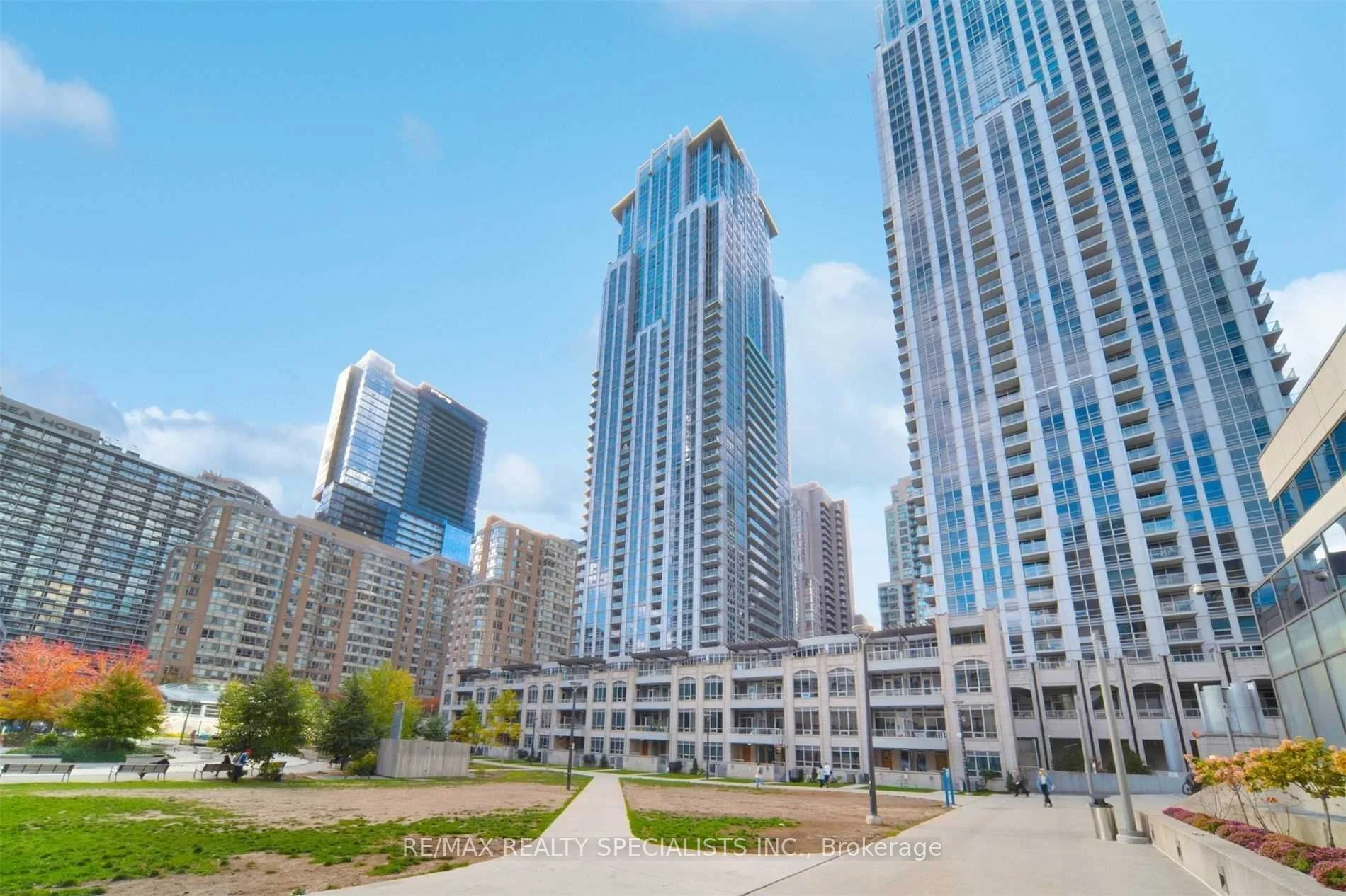 761 Bay Street 1913, Toronto C01, ON M5G 2R2