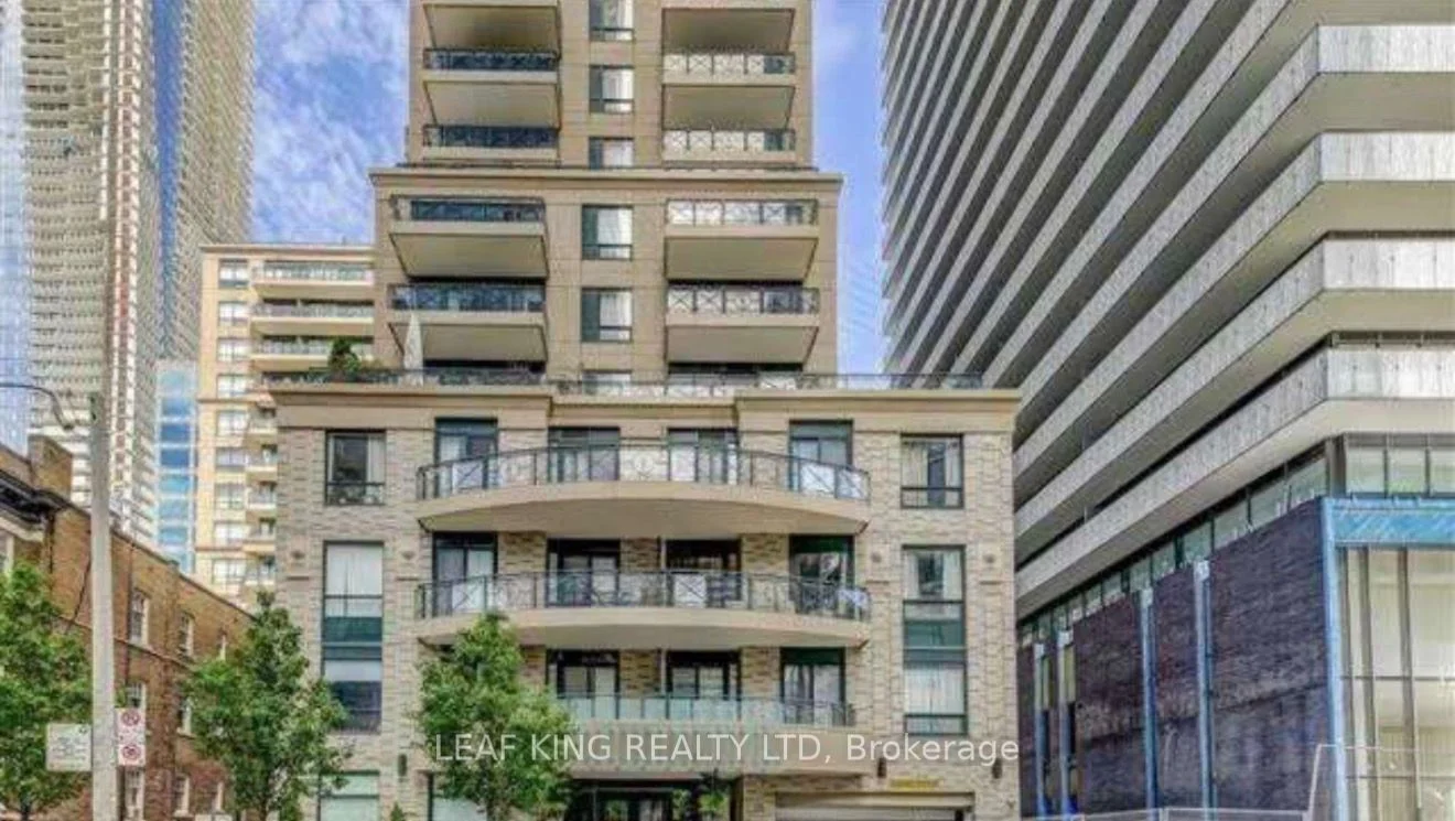 35 Hayden Street 904, Toronto C08, On M4y 3c3