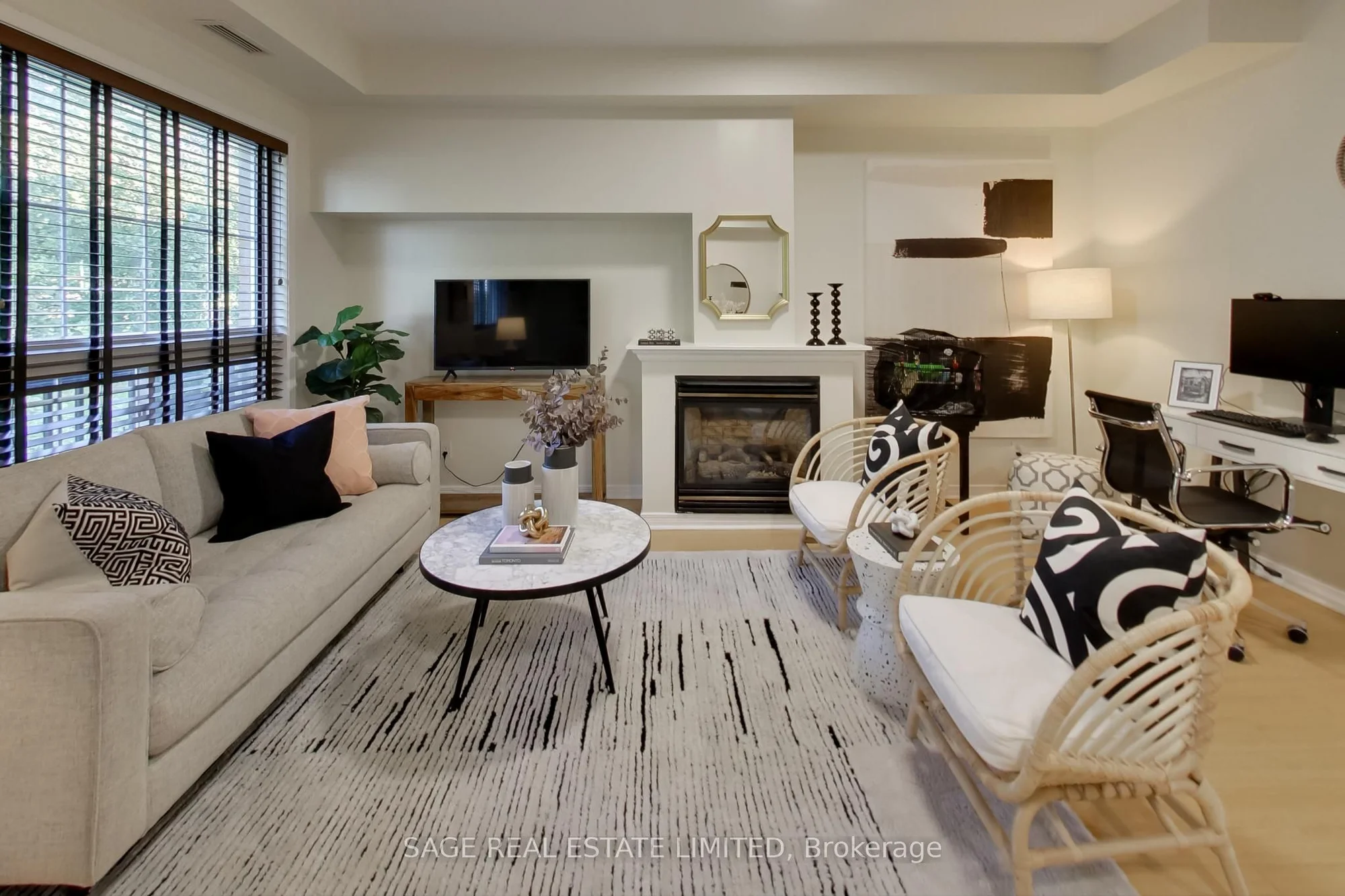 Condo Townhouse in Toronto