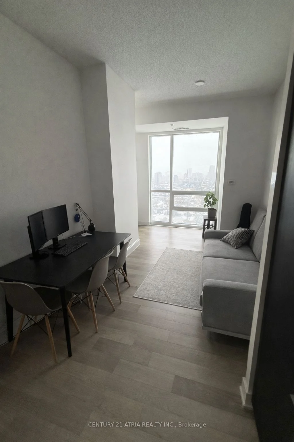 318 Richmond Street W 3202, Toronto C01, ON M5V 1X2