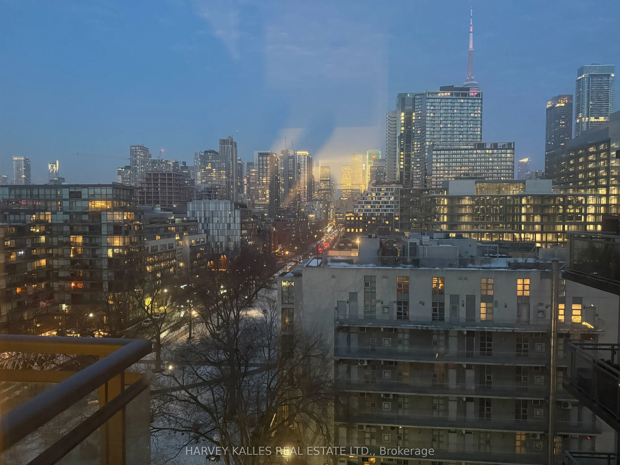 38 Niagara Street 1009, Toronto C01, On M5v 3x1