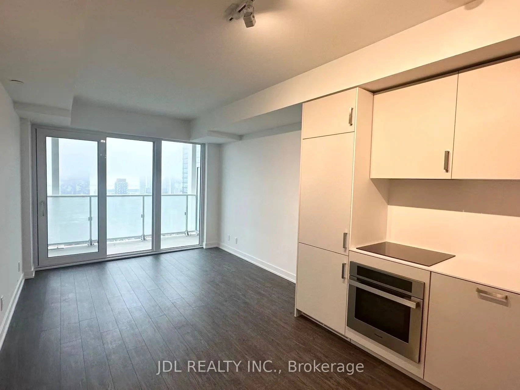 88 Queen Street E 3306, Toronto C08, ON M5C 0B6