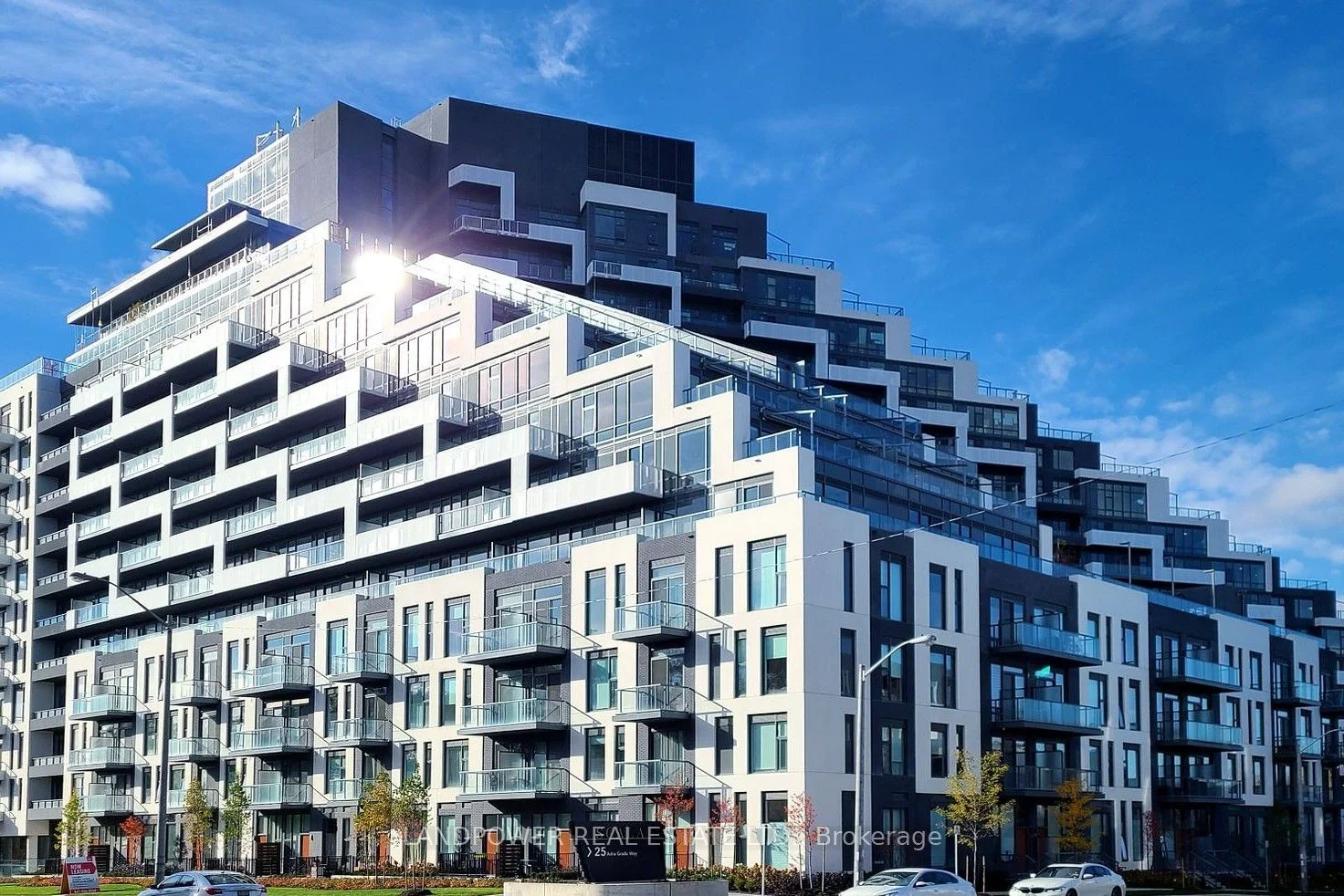 25 Adra Grado Way 258, Toronto C15, On M2j 0h6