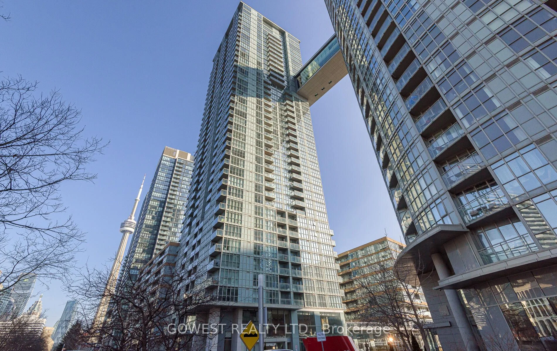 15 Iceboat Terrace N 2516, Toronto C01, ON M5V 4A5