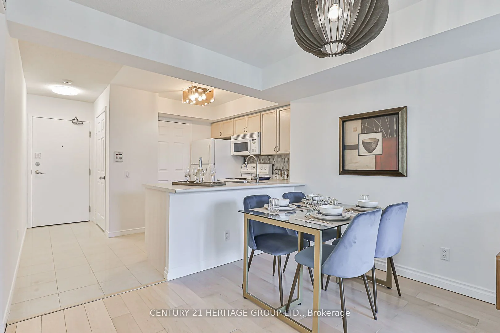 30 Harrison Garden Boulevard 701, Toronto, On M2n 7a9