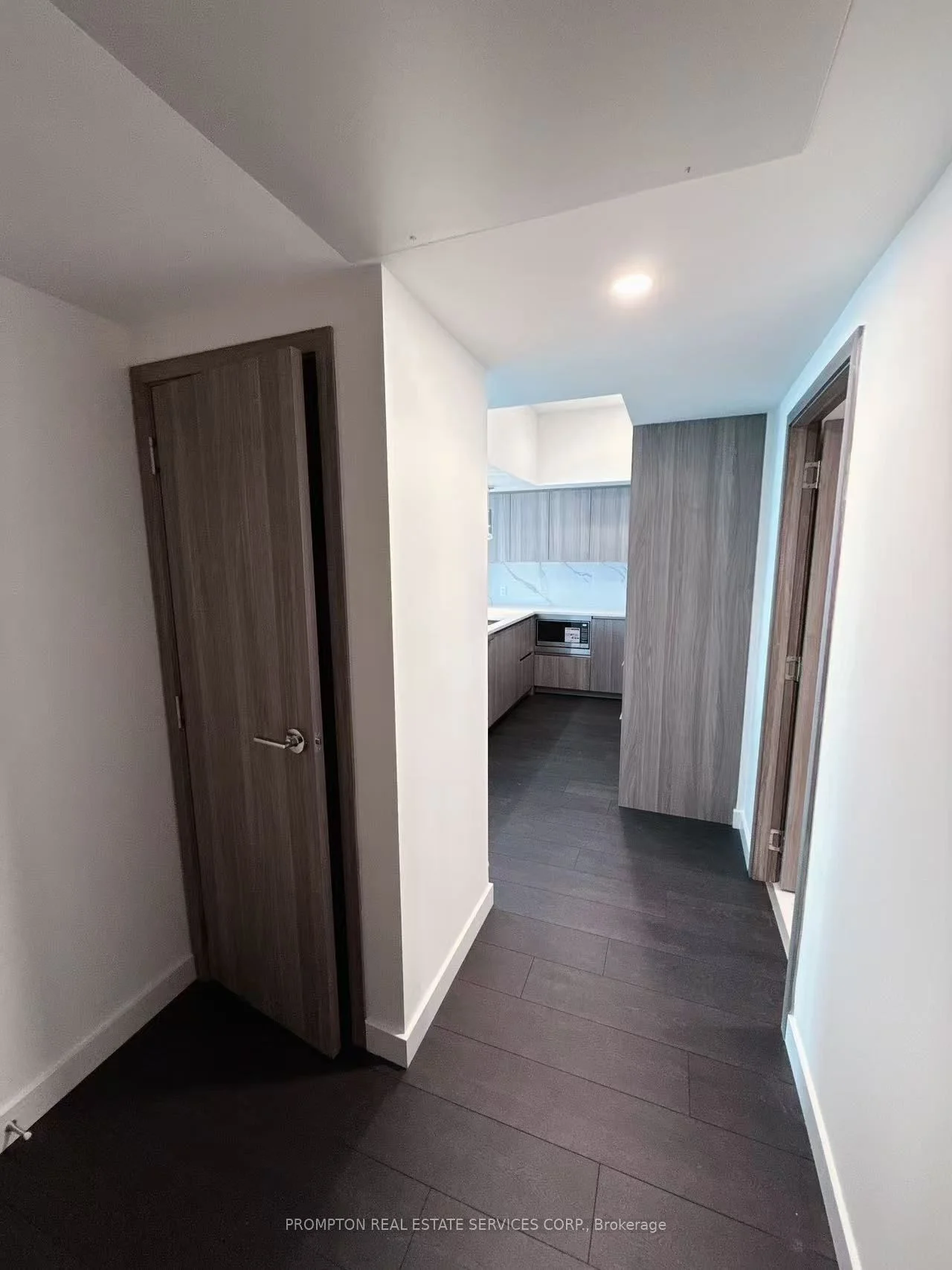 1 CONCORD CITYPLACE Way 1605, Toronto C01, ON M5V 0X3