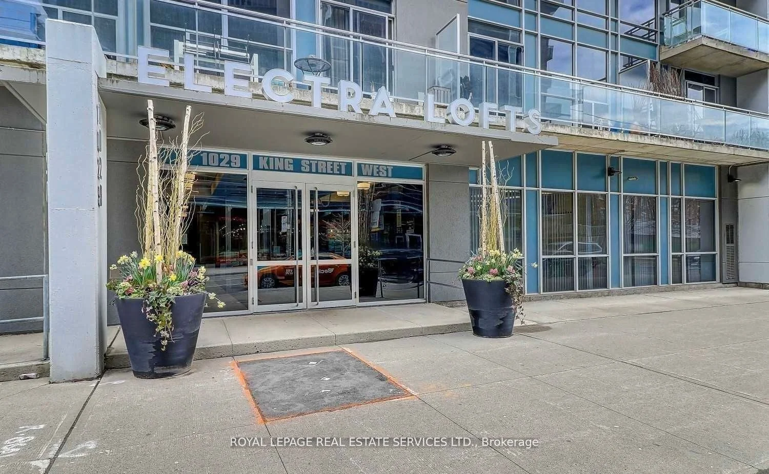1029 King Street W 806, Toronto C01, On M6k 3m9