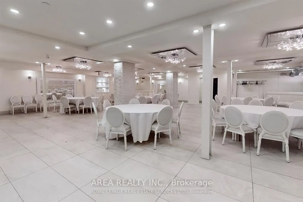 2472 Yonge Street LOWER, Toronto C03, ON M4P 2H5